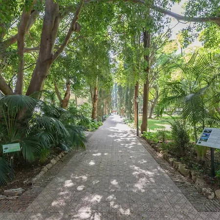 アパート Old Town Con Parking