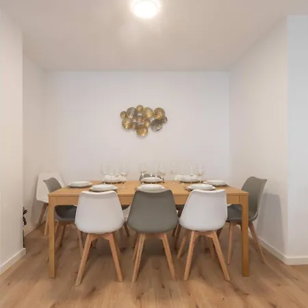 Old Town Con Parking アパート *